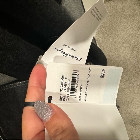 Salvatore Ferragamo Reversible Cashmere Cape - Picture 8 of 8